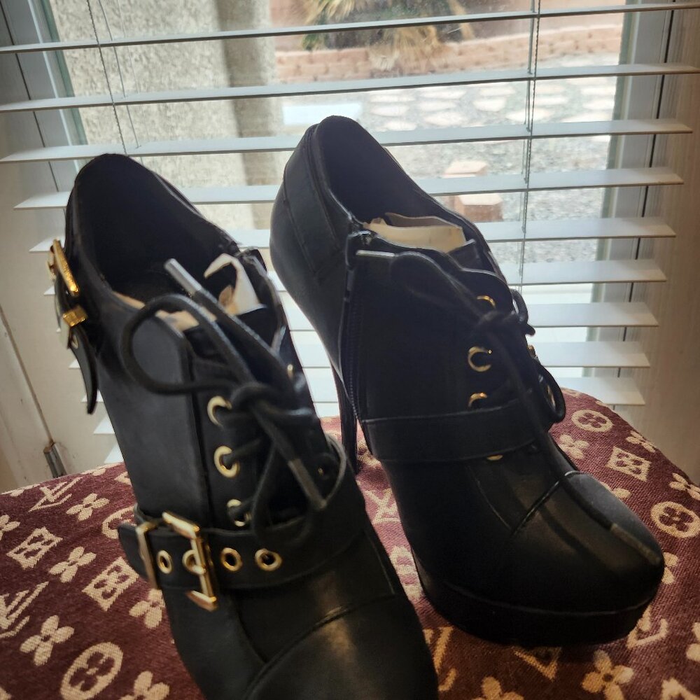 Women Ankle Boots